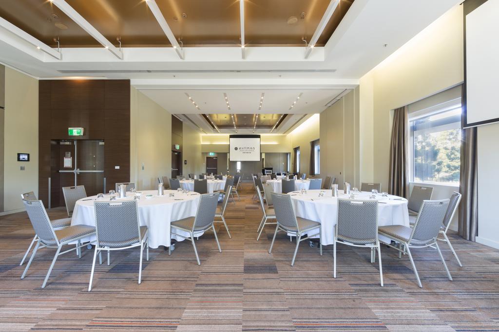Pullman Sydney Olympic Park Sidney Exterior foto The Boardroom